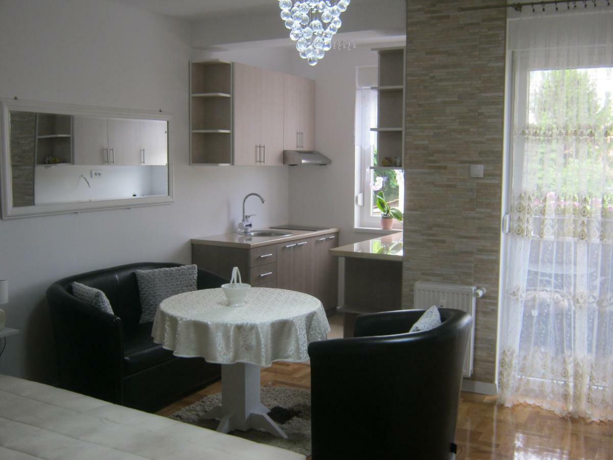 Ildiko Studio Apartment Is A Calm Place To Relax Szabadka Kültér fotó